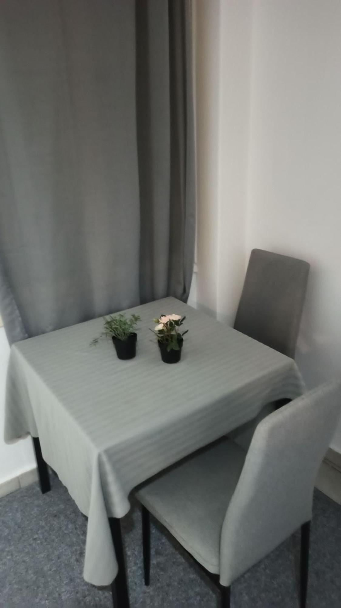 Back Packers Appartm- Heart Of 2 Apartment Thessaloniki